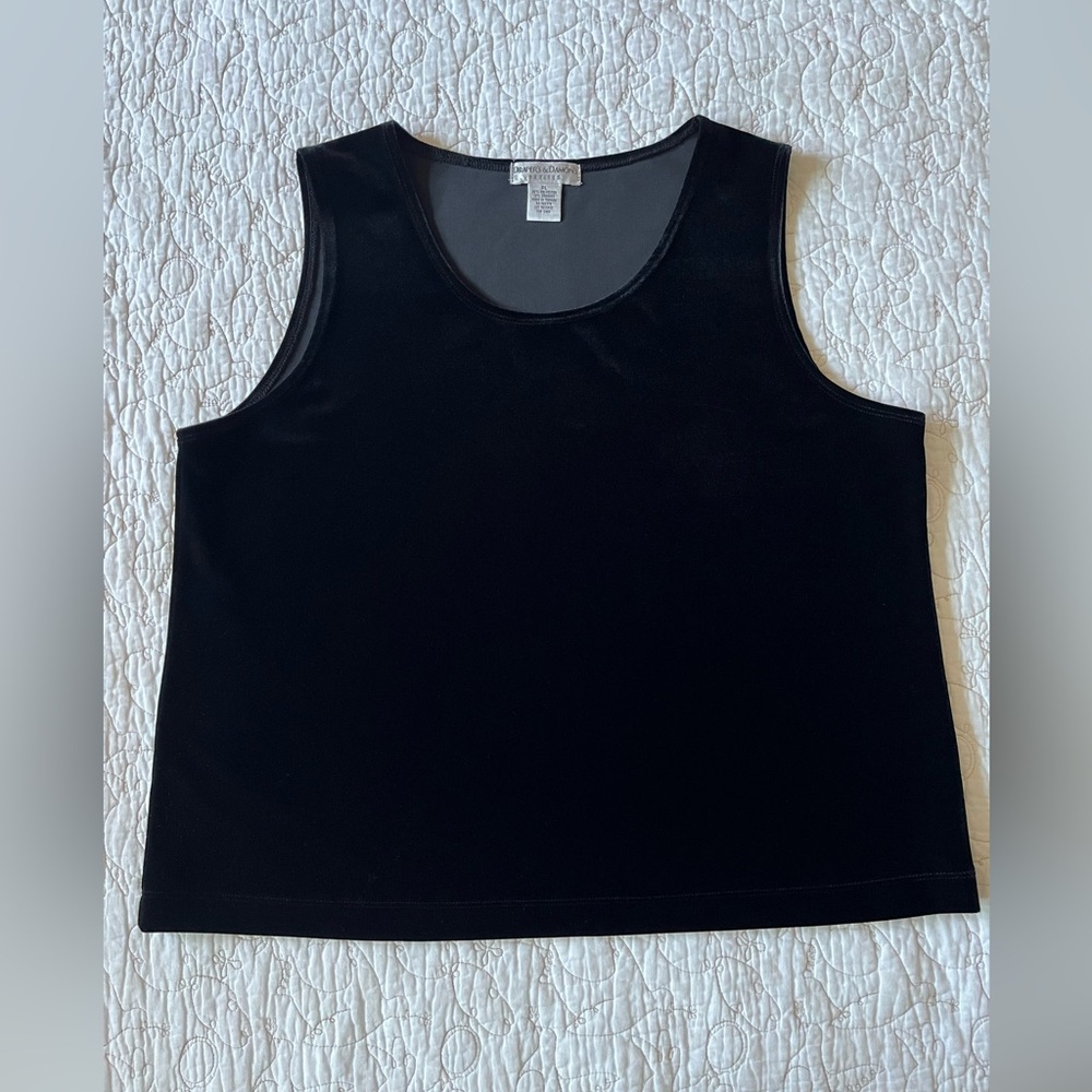 Draper’s & Damon’s vintage 70s black velvet tank Size LP